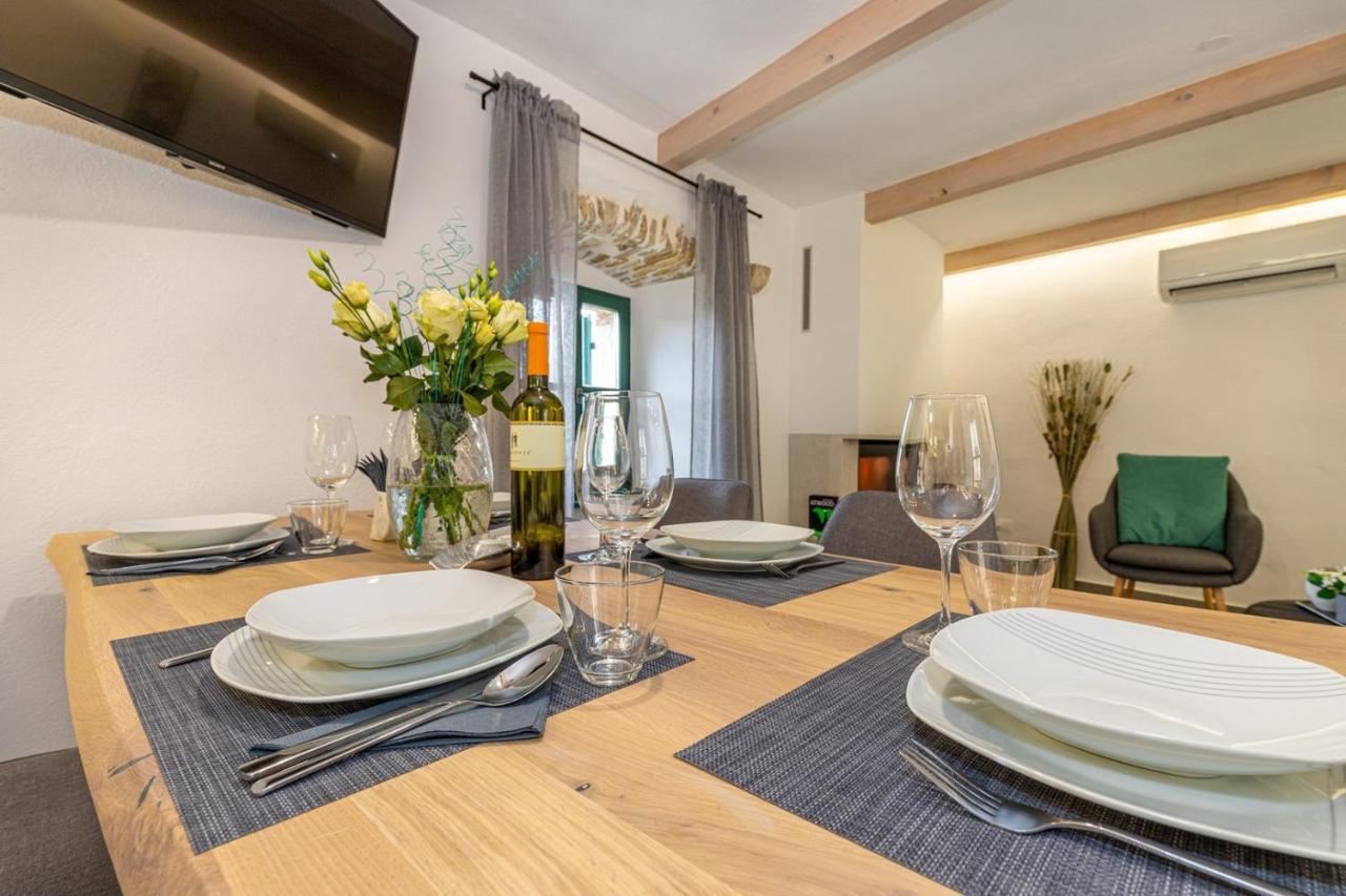 Casa Amelia In Pićan Extérieur photo